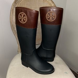 Like new Tory Burch rain boot with leather upper! Size 9